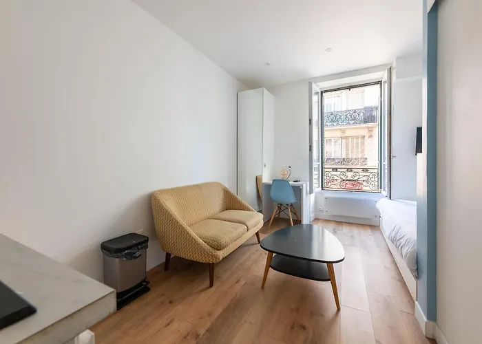 Studio Lumineux Proche Paris Vincennes